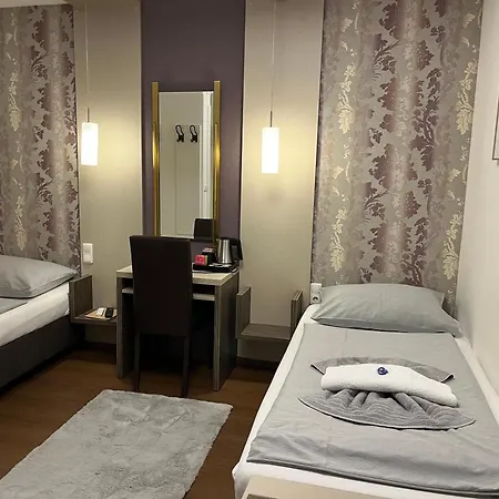 Amadea - Cityhotel Hotell